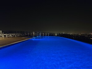 Pool - RiverView Breeze Hamilton 3B2B with Free Parking (Hamilton)