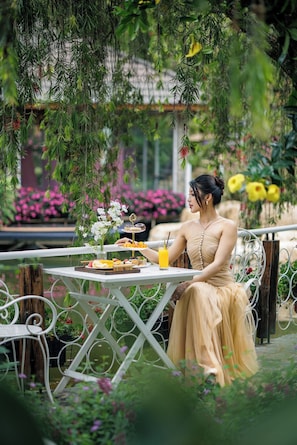 Coffee service - Up Tree Garden Da Lat (Da Lat)