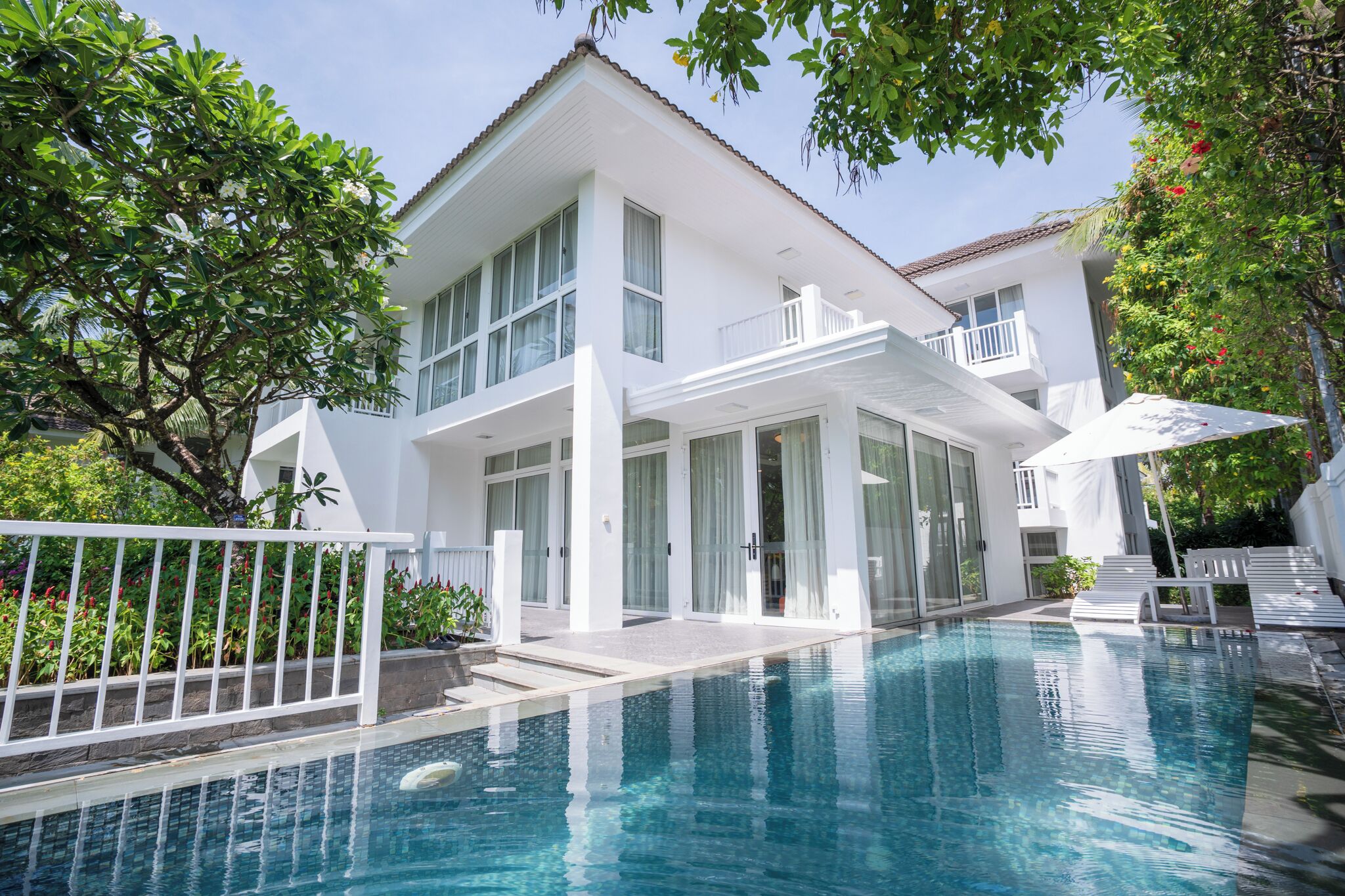Private pool