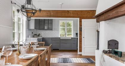4 bedroom awesome home in Strömsnäsbruk