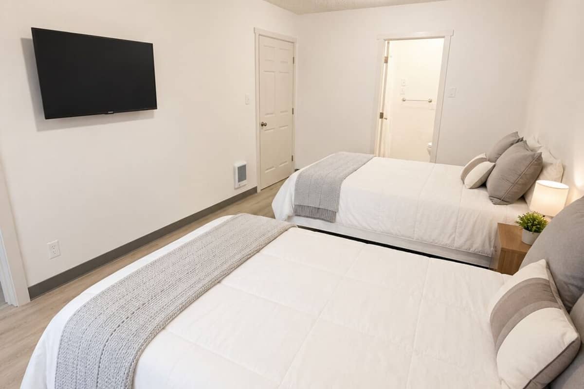 Apartamento, 2 quartos, cozinha | Escrivaninha, Wi-Fi de cortesia