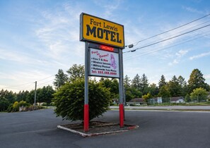 Property grounds - Fort Lewis Extended Stay Motel - JBLM (Lakewood)