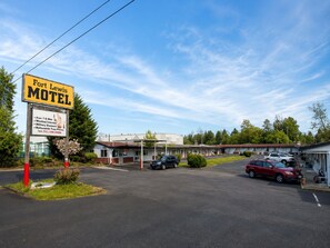 Exterior - Fort Lewis Extended Stay Motel - JBLM (Lakewood)
