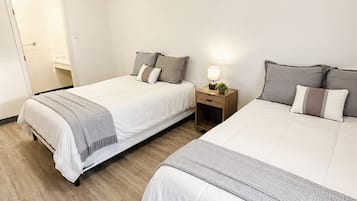 Apartment, 2 Bedrooms, Kitchen | Desk, free WiFi