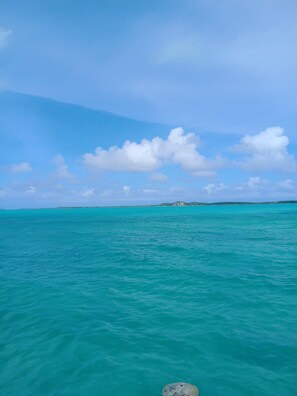 Miscellaneous - Cozy 1-bedroom apartment with spectacular views of Exuma waters & rental car (Rolletown)