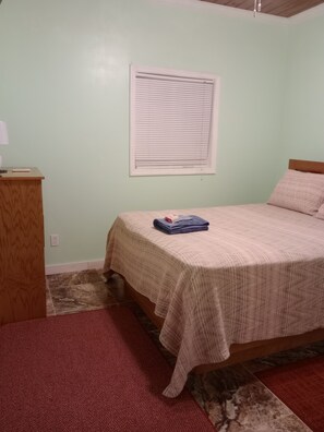 1 bedroom, iron/ironing board, WiFi, bed sheets - Cozy 1-bedroom apartment with spectacular views of Exuma waters & rental car (Rolletown)