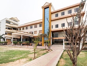 Exterior - Hotel Bandhan (Bahraich)