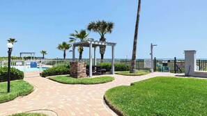 Property grounds - 3rd Coast Getaways - Aquarius 107 (South Padre Island)