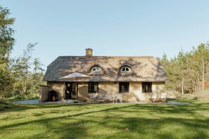 Exterior - Middle of forest with sea and reserve (Ulfborg)