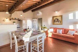 Dining - Apartment with private pool near Lucca (Lucca)