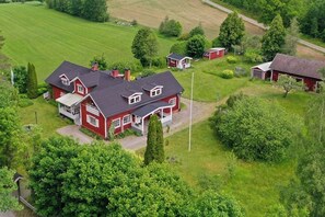 Exterior - Historic school in scenic Småland (Vetlanda)