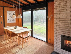 Dining - Original 70s home surrounded by woods (Vejby)