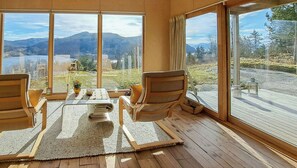Interior - Self-built cabin with views over Leirvik (Leirvik)