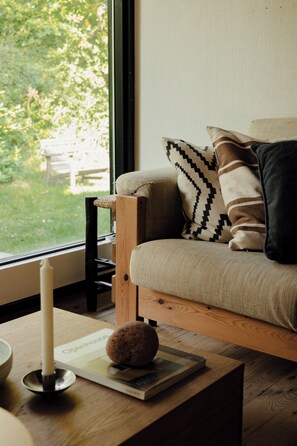 Fireplace - Stylish oasis in the middle of Kulhuse (Kulhuse)