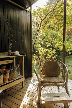 Terrace/patio - Stylish oasis in the middle of Kulhuse (Kulhuse)