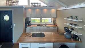 Coffee/tea maker, oven, dishwasher