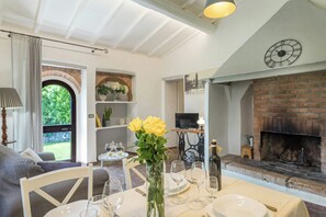 Interior - Stone house with pool between Tuscany and Umbria (Piazze)