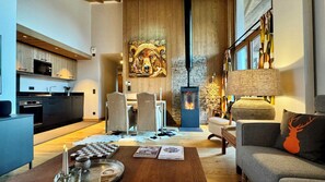 TV, fireplace - Luxury penthouse with Mont Blanc views in Megève (Megève)