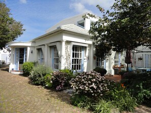 Exterior - Eastbury Cottage (Hermanus)