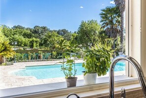 Pool - Neo-Provençal villa with pool in Vence (Vence)