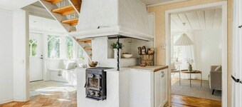 Villa relaxante avec cheminée et ruisseau privé