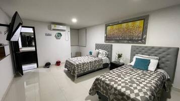 Double Room, 2 Double Beds