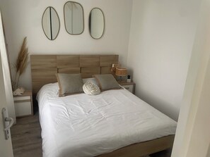 Iron/ironing board