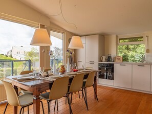 Dining - Spacious holiday home near Veerse Meer (Kamperland)