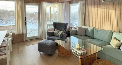 Renovated 70s house with sea view near Lønstrup