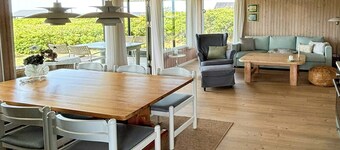 Renovated 70s house with sea view near Lønstrup