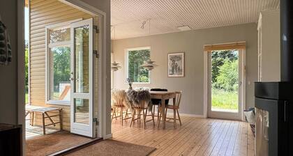 Modernes Ferienhaus in der Nähe des Strandes von Odden