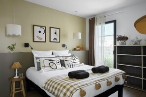 Desk, free WiFi - Villa with indoor pool in Sainte-Marine (Combrit)