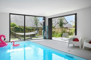 Pool - Villa with indoor pool in Sainte-Marine (Combrit)