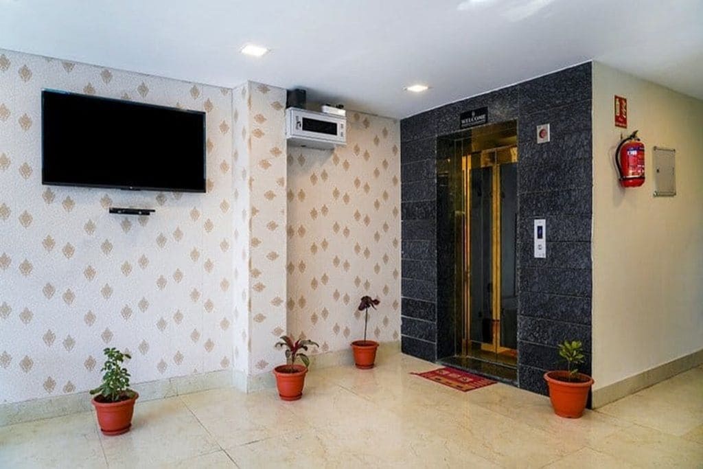 Deluxe Room, Balcony