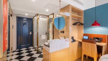 Chambre Double, vue ville | Wi-Fi gratuit