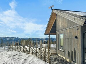 Property grounds - Modern mountain cabin near Norefjell (Eggedal)