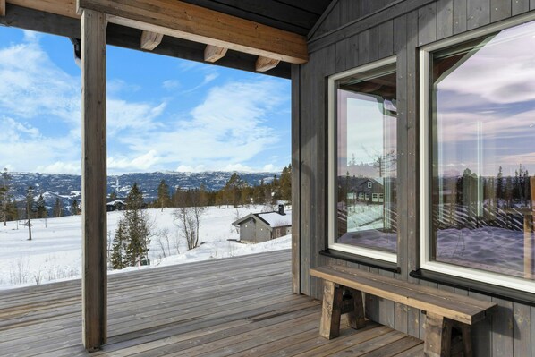 Property grounds - Modern mountain cabin near Norefjell (Eggedal)