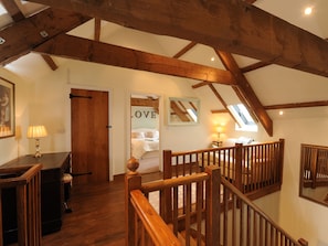 Free WiFi - 6 bedroom accommodation in Torrington (Torrington)