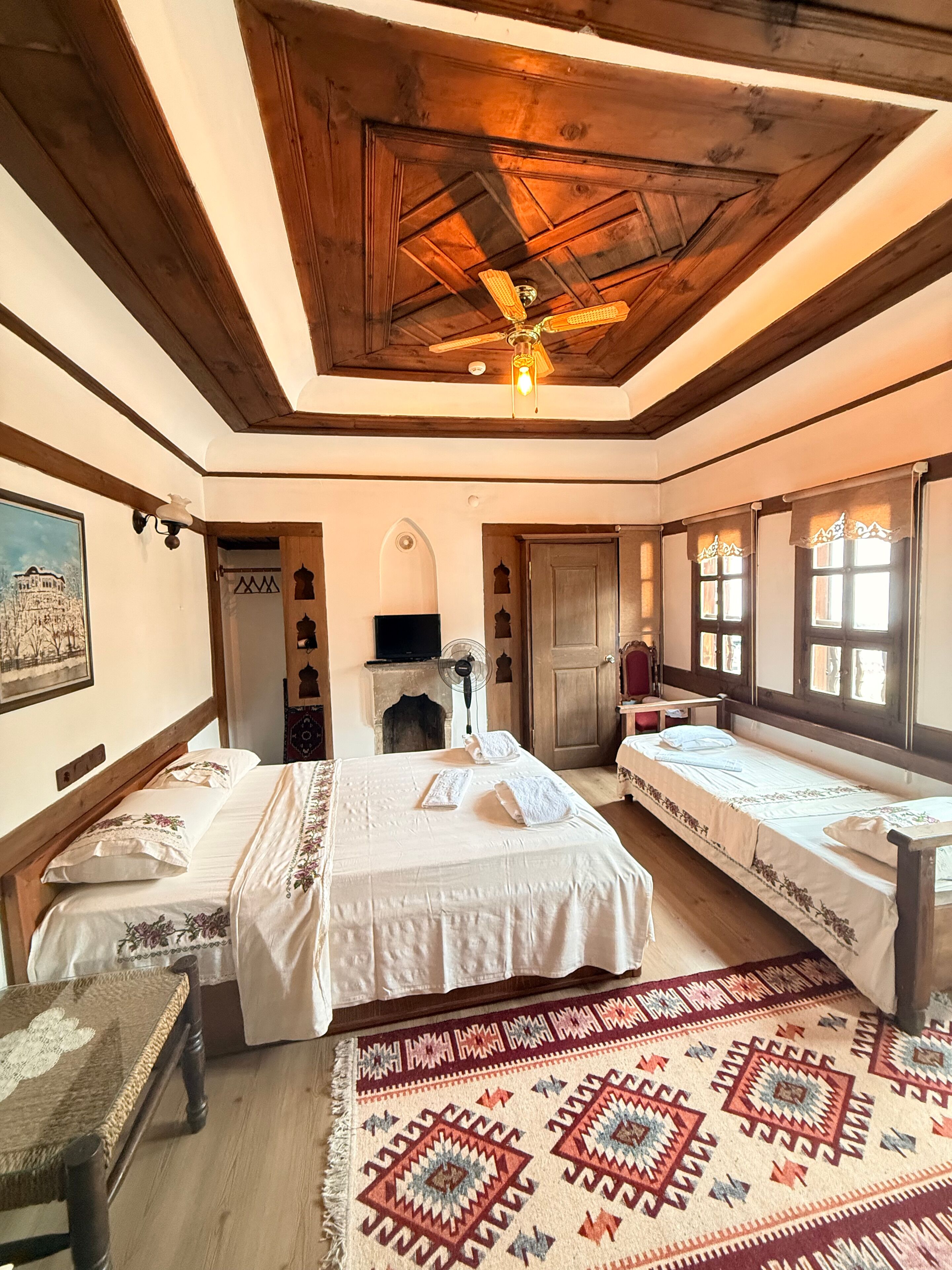 Standard Twin Room | WiFi (free), bed sheets