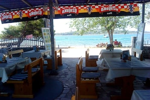 Holiday Home Facilities and Services - Sea Side Moretti near Vodice & Beach (Srima)