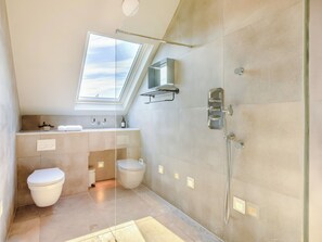 Towels - 2 bedroom accommodation in Saunton and Braunton (Saunton and Braunton)