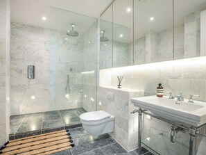 Towels - 3 bedroom accommodation in Braunton (Braunton)