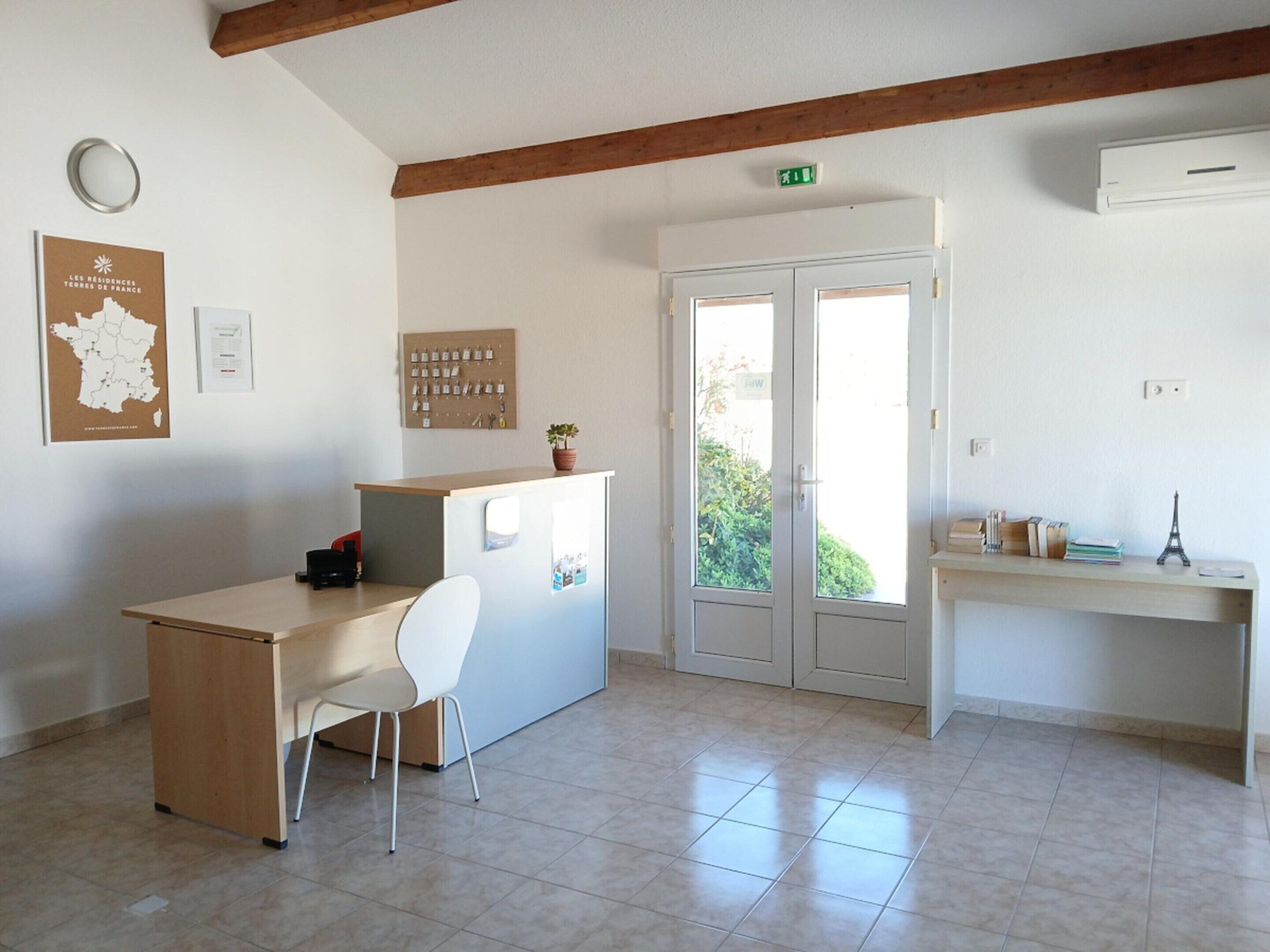 House | Reception