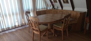 Dineren
