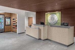 Lobby - Fairfield by Marriott Inn & Suites Norwalk (Norwalk)