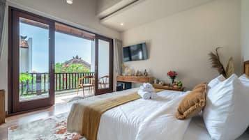In-room safe, free WiFi