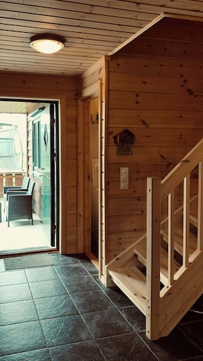Interior - Countryside cabin with jacuzzi near Stryn (Blaksæter)
