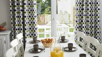 House | Dining