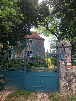 Esterni