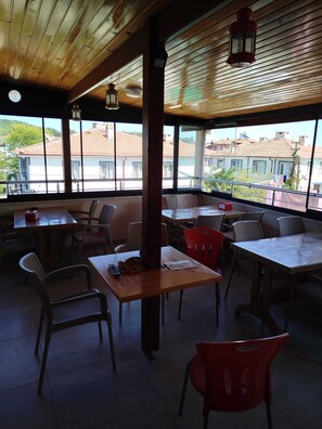 Dining - KUMCAĞIZ NAİL PANSİYON (Kandıra)